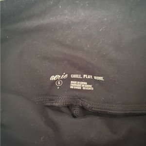 Black leggings with side pockets